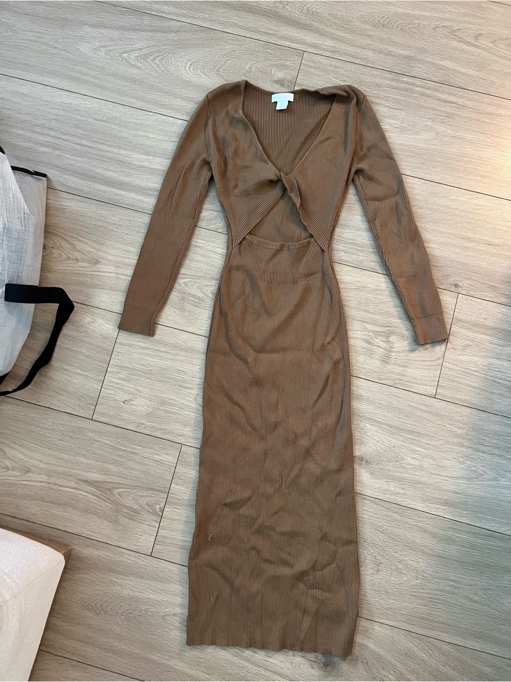 House of Harlow 1960 Brown Twist-Front Long Sleeve Midi Dress